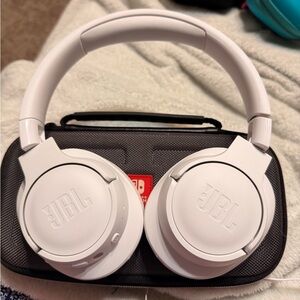 JBL Over-Ear Wireless Headphones — White